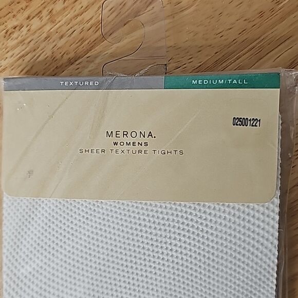 Tights Sheer Textured Size Medium Tall NWT - Picture 2 of 4